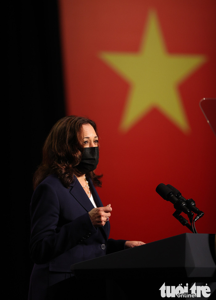 Chiều 25-8, bà Harris dự lễ khai trương văn phòng khu vực Đông Nam Á của Trung tâm Kiểm soát và phòng ngừa bệnh tật Hoa Kỳ (CDC). Tại lễ khai trương, Phó tổng thống Hoa Kỳ Kamala Harris tái khẳng định cam kết của Hoa Kỳ với hợp tác an ninh y tế khu vực và nhắc lại những lời kêu gọi hành động về công tác chuẩn bị sẵn sàng ứng phó với đại dịch - Ảnh: NGUYỄN KHÁNH