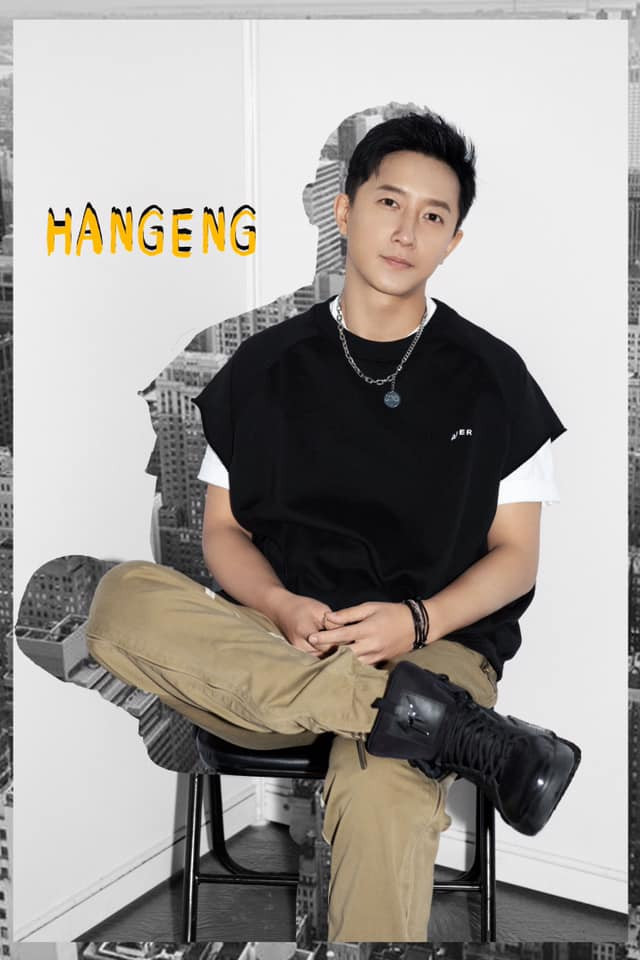 Vương Nhất Bác lăm le dòm ngó 'người' của 'anh trai' trong Street Dance of China 4 Ảnh 11