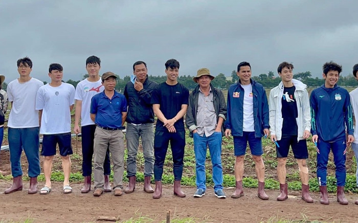 Bầu Đức và bóng đá tử tế với cầu thủ Ảnh 2