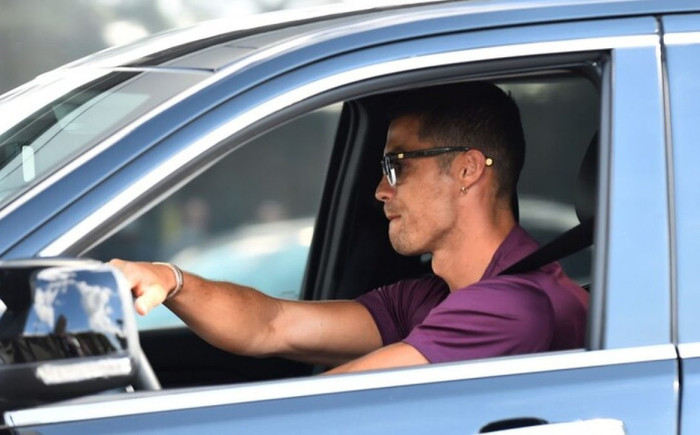 Ronaldo chào tạm biệt đồng đội Juventus, đếm ngược ngày đến Man City Ảnh 2