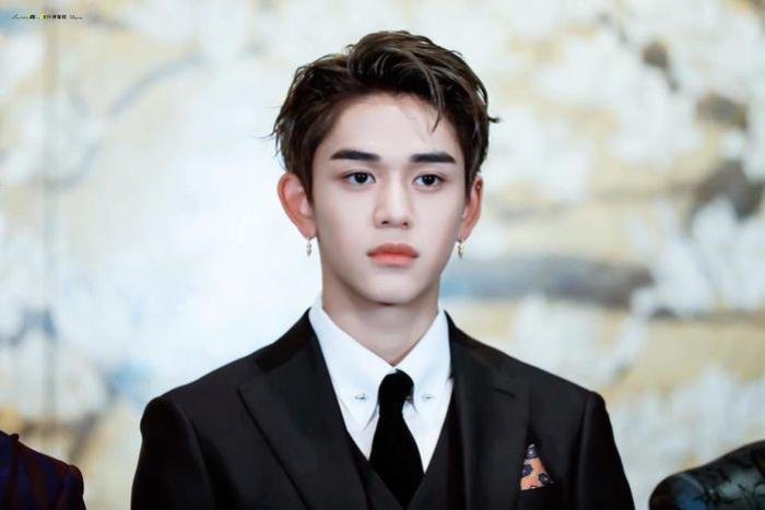 Lucas bị người nhà 'chửi vào mặt' sau khi bị tố 'săn gái', chê Jaemin và Taeyong bất tài, đánh Hendery? Ảnh 5