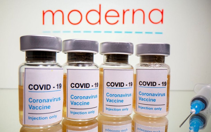 Hai người ở Nhật Bản tử vong sau khi tiêm Moderna từ lô chứa vaccine nhiễm chất lạ Ảnh 2