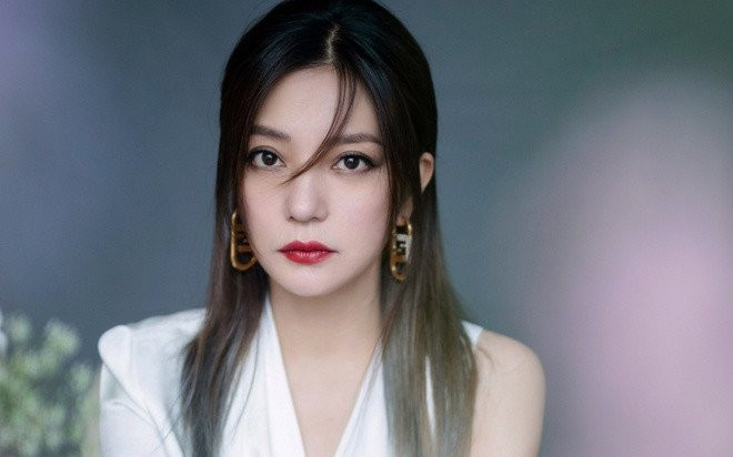 Giữa ồn ào, Triệu Vy bất ngờ có động thái mới khiến netizen tranh cãi Ảnh 2