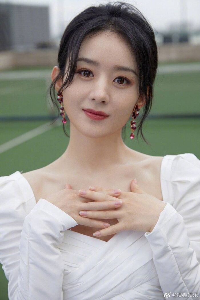 Triệu Lệ Dĩnh lộ ảnh quá khứ đen nhẻm, tuy nhiên nhan sắc vẫn gây chú ý Ảnh 5