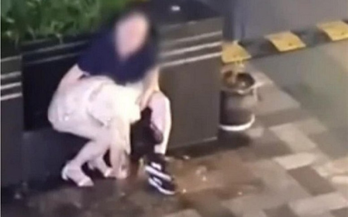 Say quắc cần câu ngồi giữa đường, cô gái bị quấy rối hơn 10 phút, danh tính gã 'yêu râu xanh' gây choáng Ảnh 2