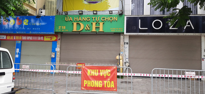 Quận Thanh Xuân thành lập khu vực cách ly y tế tạm thời từ số nhà 216 đến số 220 Lê Trọng Tấn từ ngày 30/8 đến 6/9. (Ảnh: Kinhtedothi).