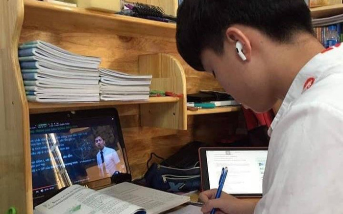 TP.HCM: Học sinh sẽ được miễn, sinh viên được giảm học phí kỳ I Ảnh 2