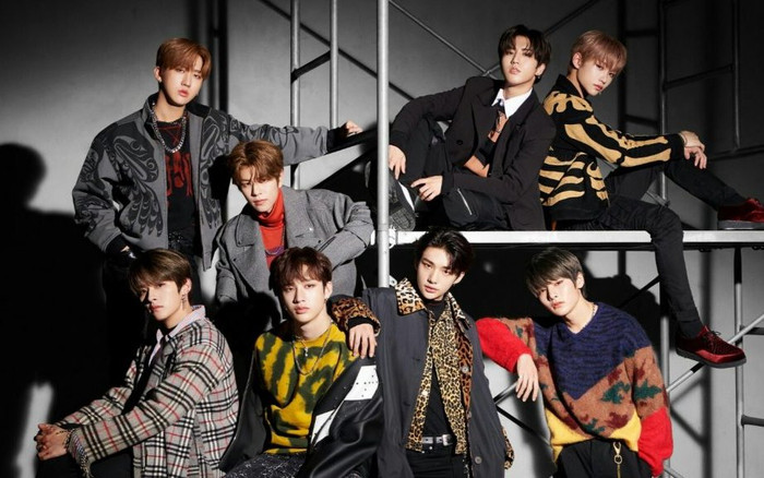 Stray Kids gia nhập hội 'album triệu bản' dù vướng nhiều tranh cãi Ảnh 2