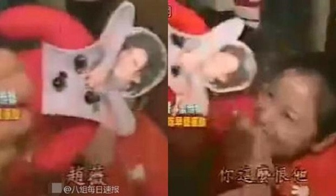 Hình nộm dán ảnh Triệu Vy với chi chít kim châm được bắt gặp trong nhà của Lâm Tâm Như