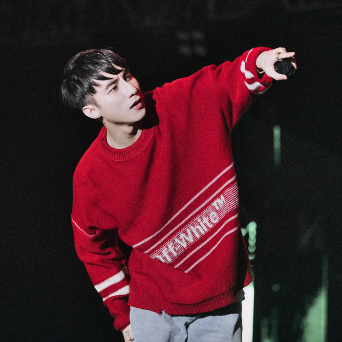 Hoài Lâm cover cực ngọt Âm thầm bên em của Sơn Tùng khiến fan đổ gục! Ảnh 10