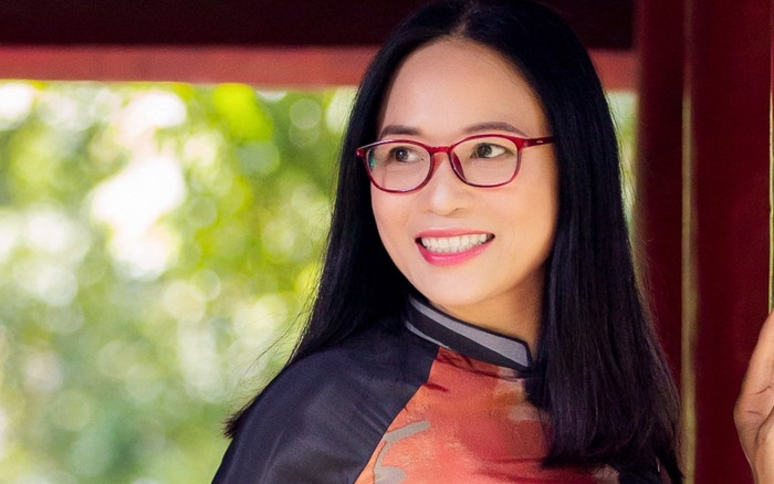 Bài thơ cảm động gửi y bác sĩ lên đường chống dịch Ảnh 2