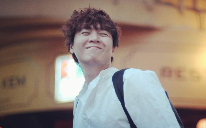 Chủ nhân hit 'Tháng Tư là lời nói dối của em' dương tính với Covid-19 Ảnh 2