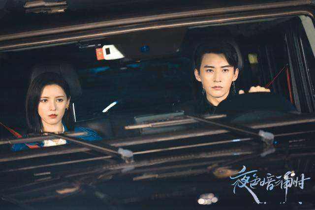 'Dữ quân ca' đang hot, nữ chính Trương Dư Hi lộ ảnh hẹn hò với bạn diễn nhưng không phải Thành Nghị? Ảnh 4