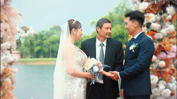 Cảnh ông Sinh trao Nam cho Long xuất hiện trong video hậu trường nhưng rất tiếc đã không có trong phim