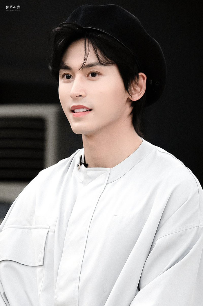 Trần Đạo Minh phê bình diễn viên lưu lượng, Tiêu Chiến 'nằm không trúng đạn' khi bị dân mạng réo tên Ảnh 10