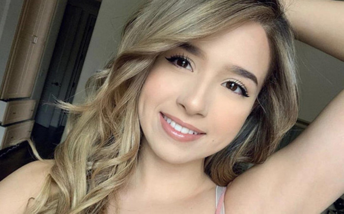 Nữ streamer nổi tiếng nhất thế giới mà không cần khoe ảnh 'mát mẻ' Ảnh 2