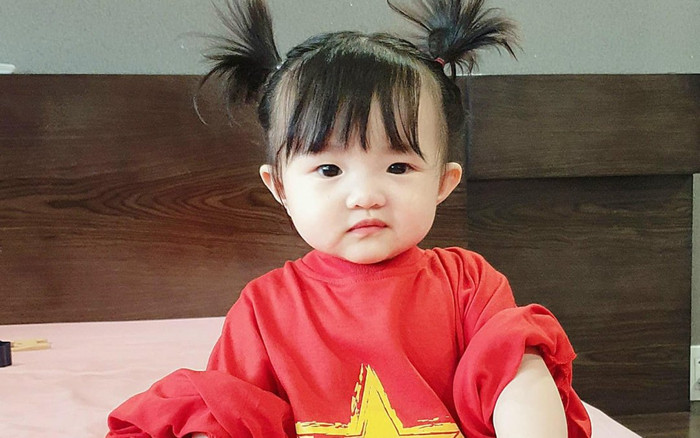 Đông Nhi khoe cùng bé Winnie thức tới 1 giờ sáng để cổ vũ đội tuyển Việt Nam Ảnh 2