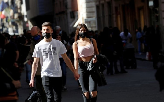 Quốc gia từng 'vỡ trận' vì Covid-19 giờ học cách sống chung như thế nào? Ảnh 2