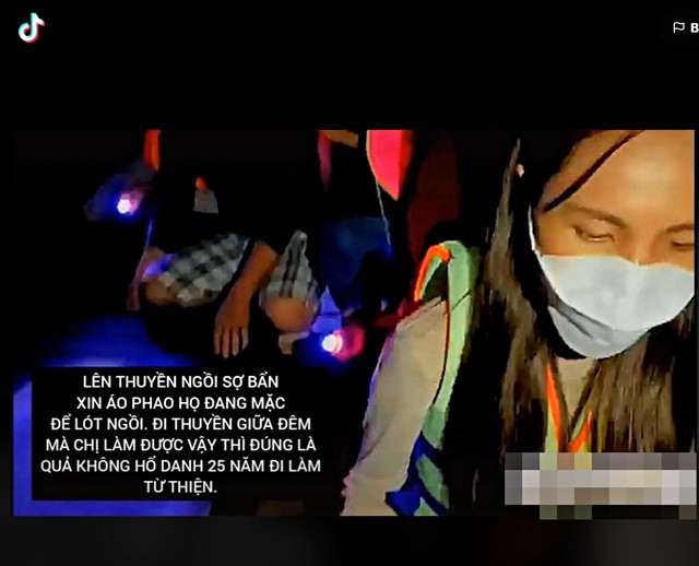 Thủy Tiên bị netizen 'khui' lại một hành động cực 'vô duyên' trong chuyến đi cứu trợ lũ lụt miền Trung Ảnh 3