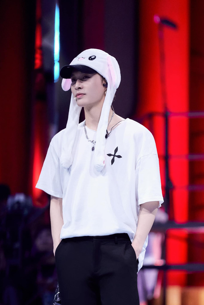 Lay và Vương Nhất Bác cùng nhảy krump: Một chín, một mười! Ảnh 12