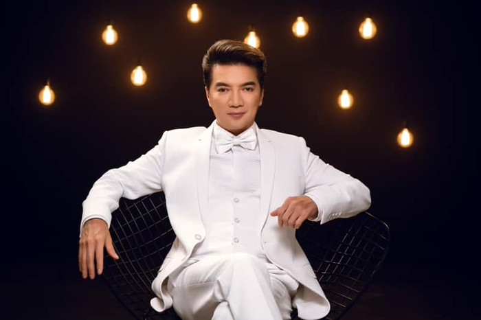 Đàm Vĩnh Hưng cho biết đoạn clip đang lan truyền trên mạng xã hội là cắt ghép