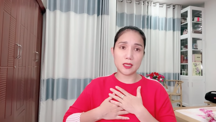 Các Tường làm clip kể lại câu chuyện.