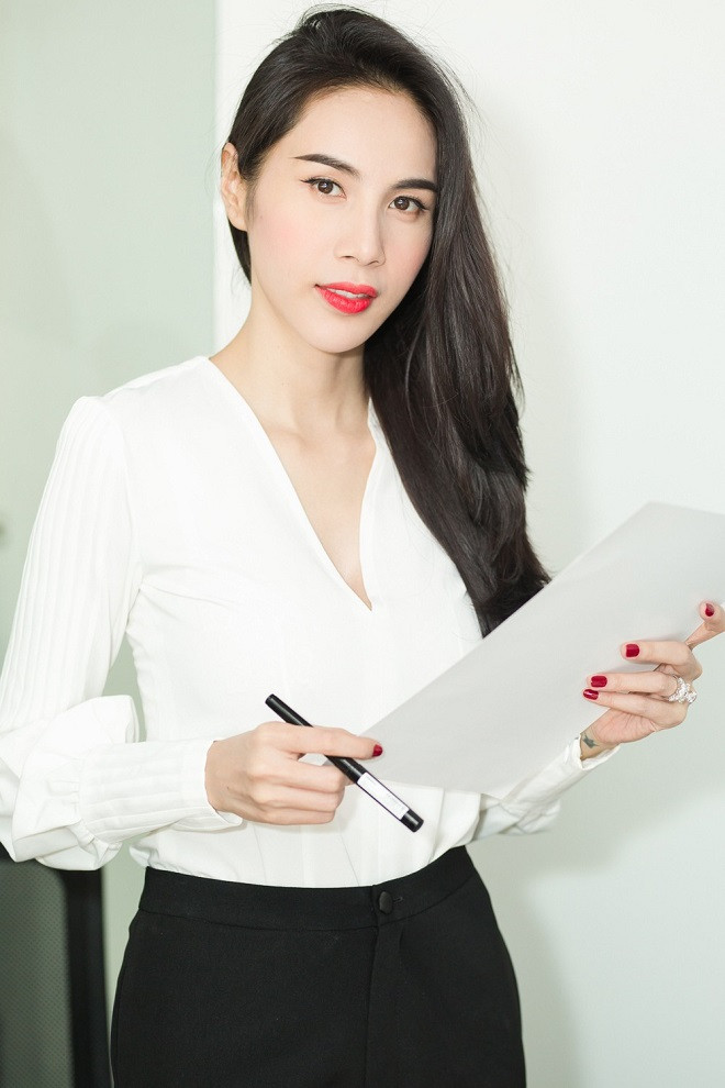 Thủy Tiên hơn 10 năm hoạt động nghệ thuật: Không có bất kỳ người bạn thân nào trong showbiz? Ảnh 1