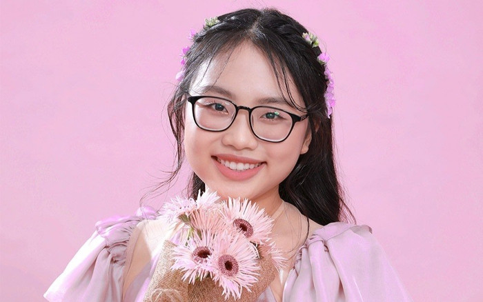 Tình trạng sức khỏe gia đình Phương Mỹ Chi ra sao sau 17 ngày điều trị Covid-19? Ảnh 2