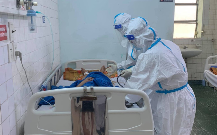 Bệnh nhân mắc Covid-19 bị đột quỵ vừa được điều trị thành công Ảnh 2