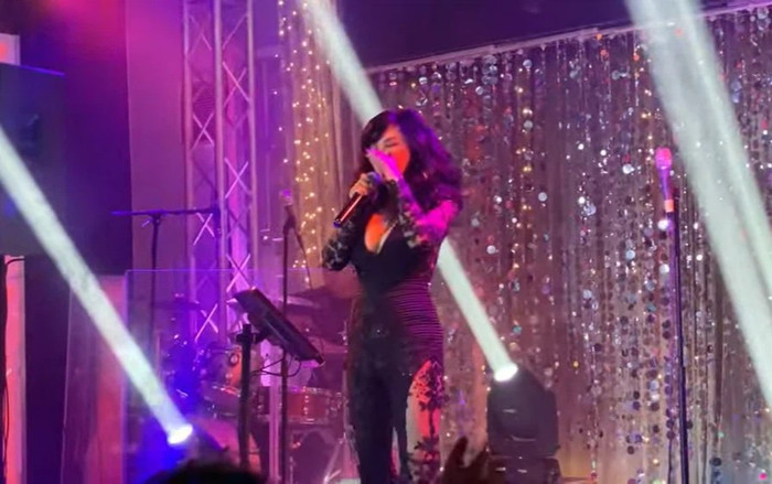 Vợ cũ Bằng Kiều bật khóc khi nhắc đến Phi Nhung, kể về dự án còn dang dở của hai chị em Ảnh 2