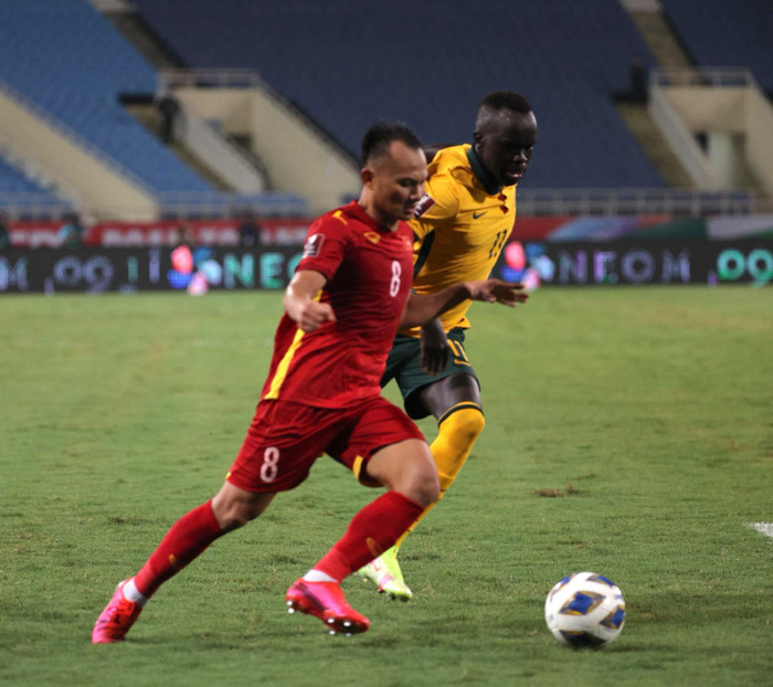 Nỗ lực tìm kiếm bàn thắng bất thành, tuyển Việt Nam nhận trận thua thứ hai liên tiếp. Tuy nhiên, thầy trò HLV Park Hang Seo có thể tự hào với những gì đã thể hiện trước Úc, đội bóng ở đẳng cấp thế giới. Sau trận đấu này, tuyển Việt Nam sẽ tiếp tục rèn quân để hướng tới những trận đấu trong tháng 10.