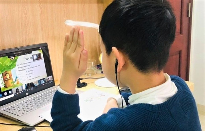 Bộ GD&ĐT 'cầu cứu' Bộ TT&TT hỗ trợ ngành giáo dục triển khai chuyển đổi số trong bối cảnh phức tạp của đại dịch Covid-19. Ảnh minh họa