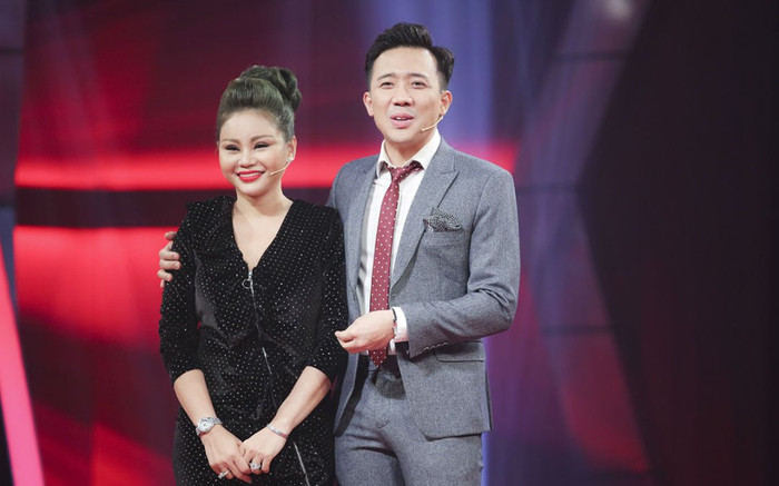 Giữa lùm xùm 'sao kê' của Trấn Thành, 'chị em thân thiết' Lê Giang ở đâu và làm gì? Ảnh 2