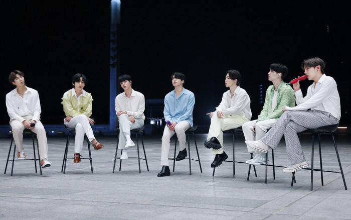 Huấn luyện viên thanh nhạc tiết lộ thành viên BTS có giọng hát tiến bộ nhất kể từ khi debut Ảnh 2