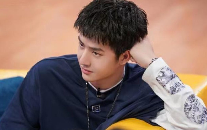 Vương Nhất Bác thể hiện sức quyến rũ của mình tại Street Dance of China 4 ra sao? Ảnh 2