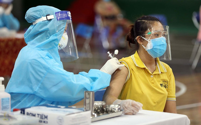 Bộ Y tế cho phép tiêm trộn 2 loại vaccine Moderna và Pfizer, nhưng chỉ trong trường hợp bất khả kháng Ảnh 2