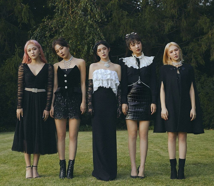 Red Velvet với concept Psycho.