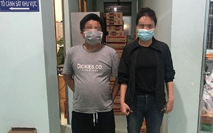 Đi tiêm vắc xin Covid-19, đôi nam nữ 'cuỗm' luôn điện thoại iPhone của nhân viên y tế Ảnh 2