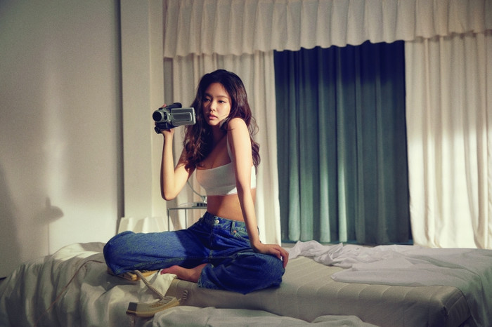 Sức hút khó cưỡng của Jennie Kim trong chiến dịch quảng cáo cho BST Heron Preston for Calvin Klein