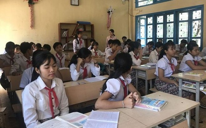 Sau 4 ngày khai giảng, thêm 1 tỉnh cho học sinh tạm dừng đến trường Ảnh 2