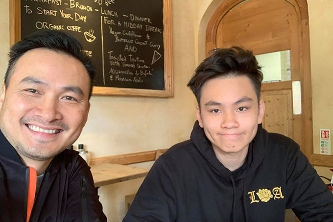 Chi Bảo và con trai Gia Cát.