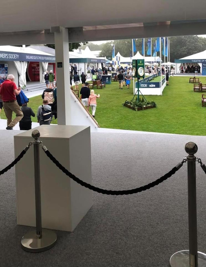 Diễn viên Chi Bảo tự hào khi con trai 'làm phục vụ' Ảnh 5