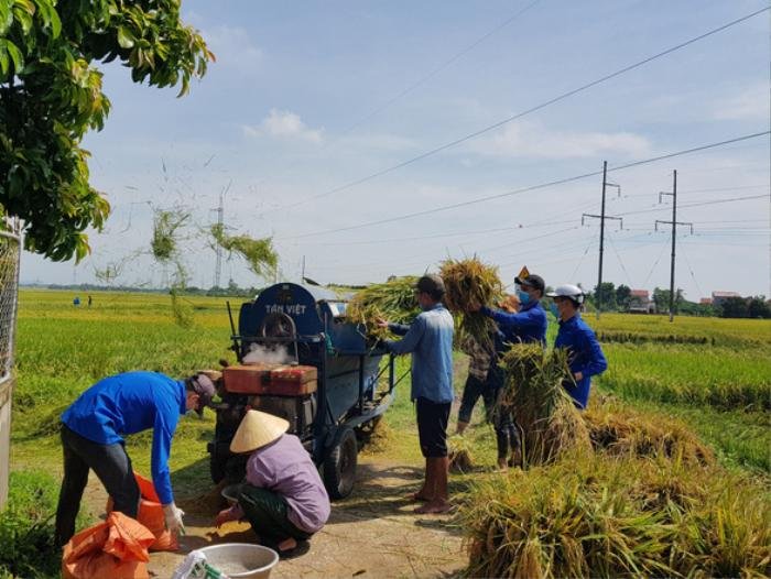 Bão số 5 đang hướng vào Thanh Hóa-Quảng Ngãi, Trung Bộ sắp hứng mưa lớn Ảnh 6