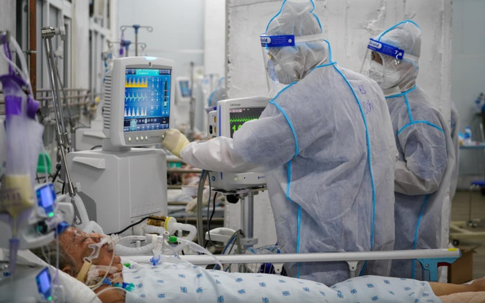 Sáng 12/9: Có hơn 6.200 bệnh nhân COVID-19 nặng đang điều trị; Bình Dương đã vượt mốc 150.000 ca F0 Ảnh 2