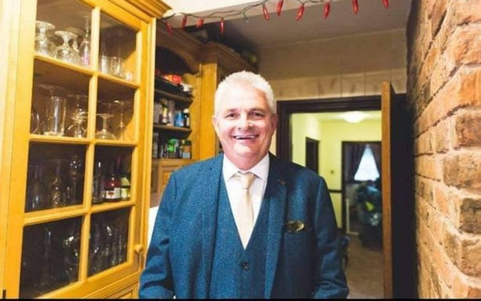 'Cơn bão' Covid-19 càn quét giám đốc tự sát vì không chịu được cảnh mọi người lần lượt chết Ảnh 2