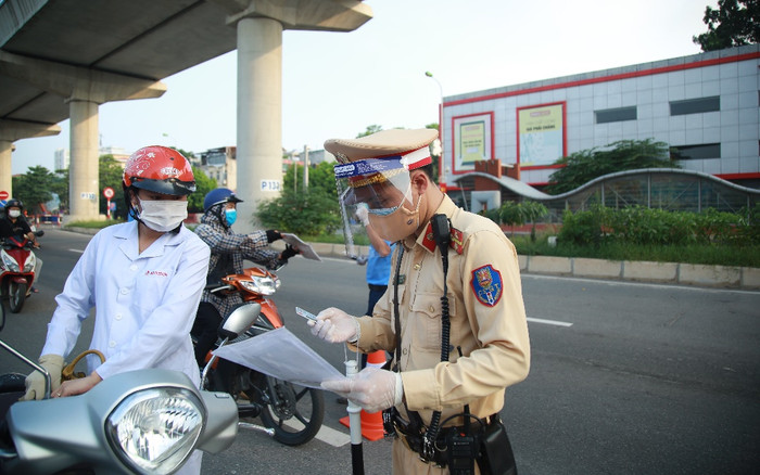 Hà Nội sẽ đề xuất nới lỏng giãn cách sau 21/9 nếu ca mắc Covid-19 ngoài cộng đồng giảm sâu như hiện tại Ảnh 2