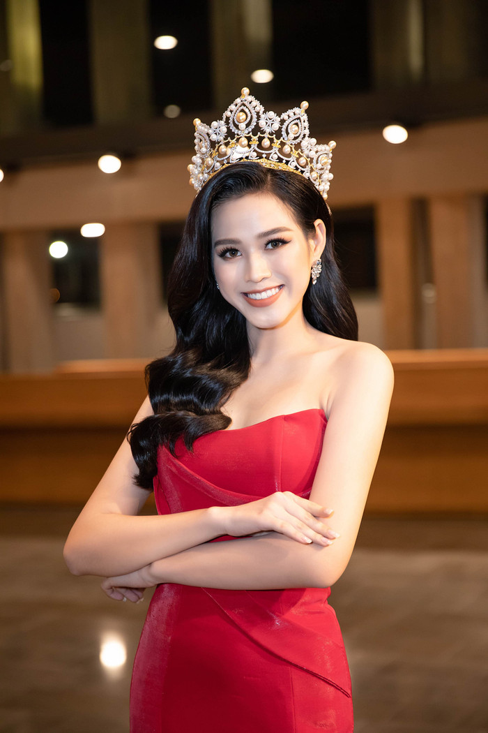 Tân hoa hậu Bồ Đào Nha bị chê xấu dữ dội, nhan sắc Đỗ Hà đang ở cửa trên tại Miss World Ảnh 12