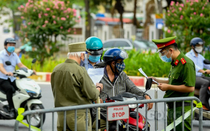 Sau 30/9, TP.HCM có áp dụng giấy đi đường nữa không? Ảnh 2