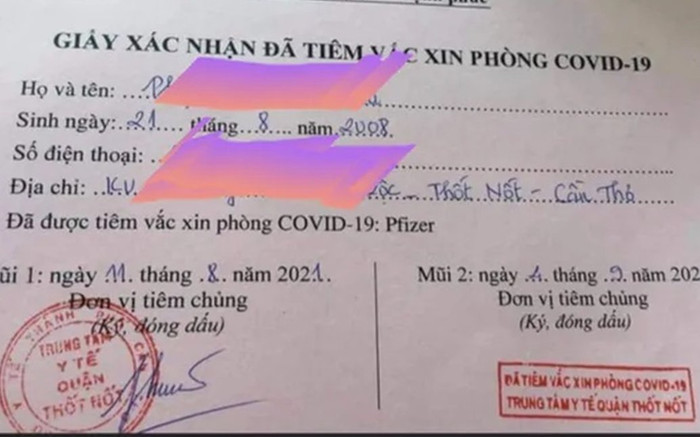 Vụ bé gái 13 tuổi được tiêm 2 mũi vaccine Pfizer: Đình chỉ công tác giám đốc trung tâm y tế quận Ảnh 2