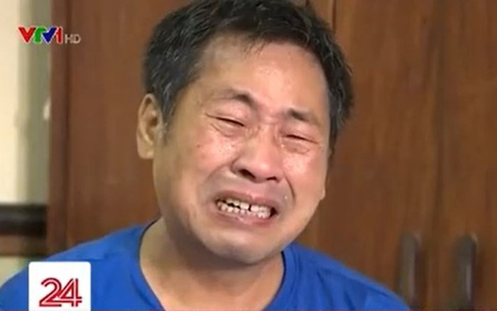 Hoàn cảnh gia đình khó khăn, ông bố bật khóc vì không thể mua điện thoại cho con học online Ảnh 2